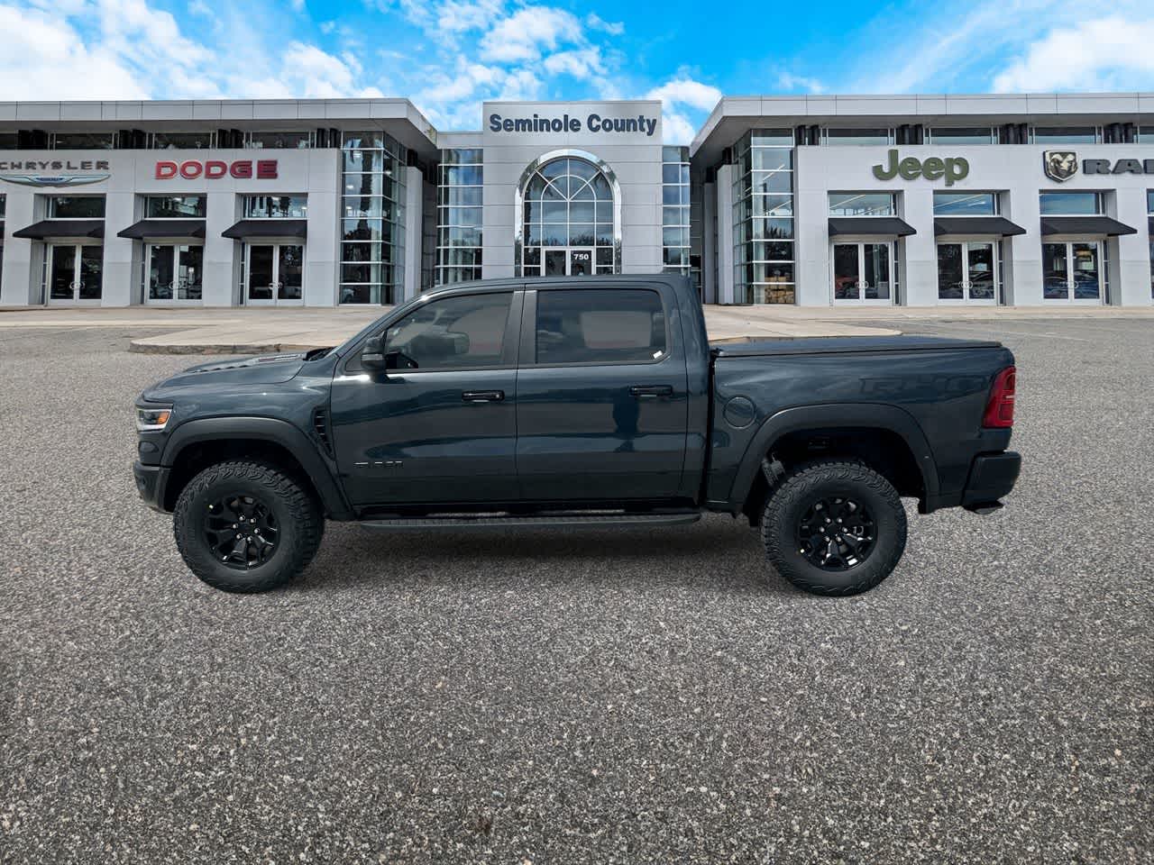 2026 RAM Ram 1500 RAM 1500 RHO CREW CAB 4X4 5'7' BOX