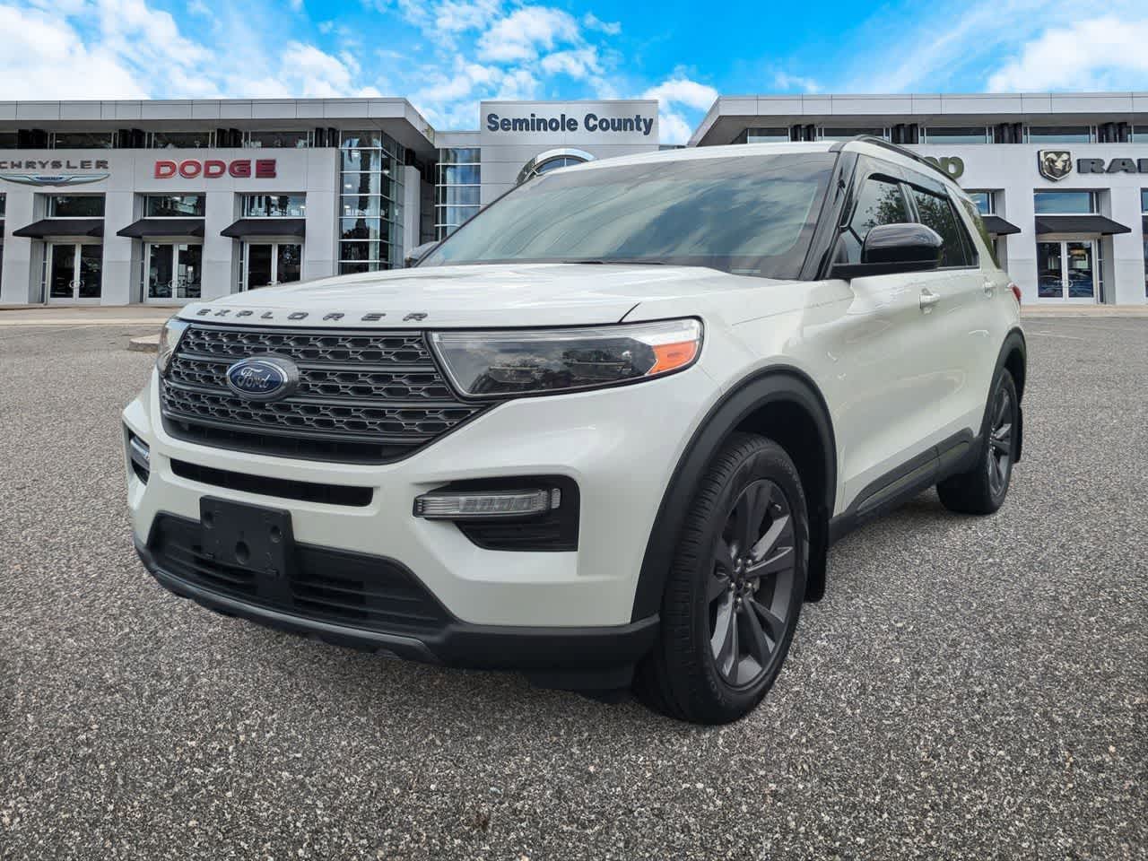 2023 Ford Explorer XLT