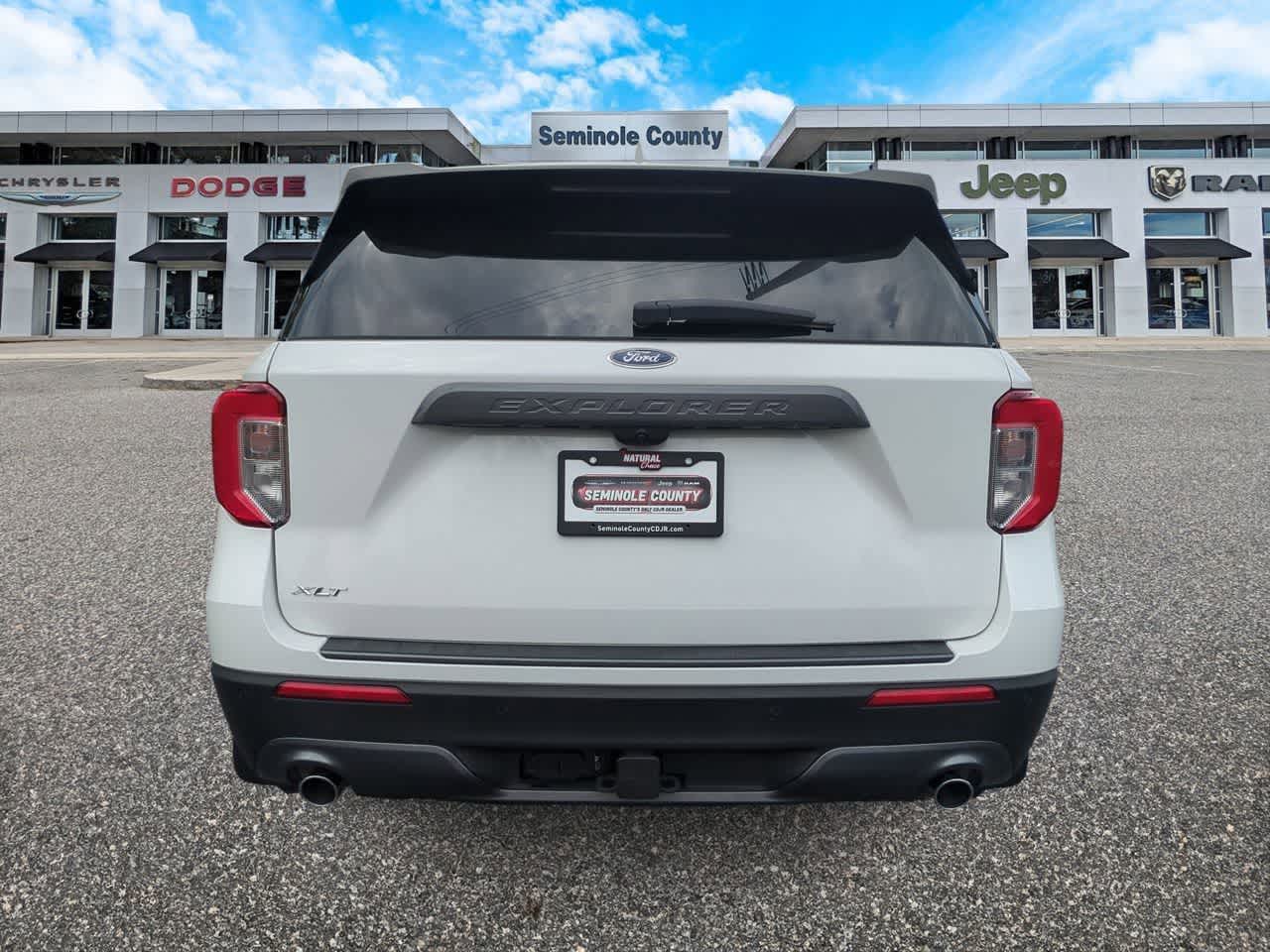 2023 Ford Explorer XLT