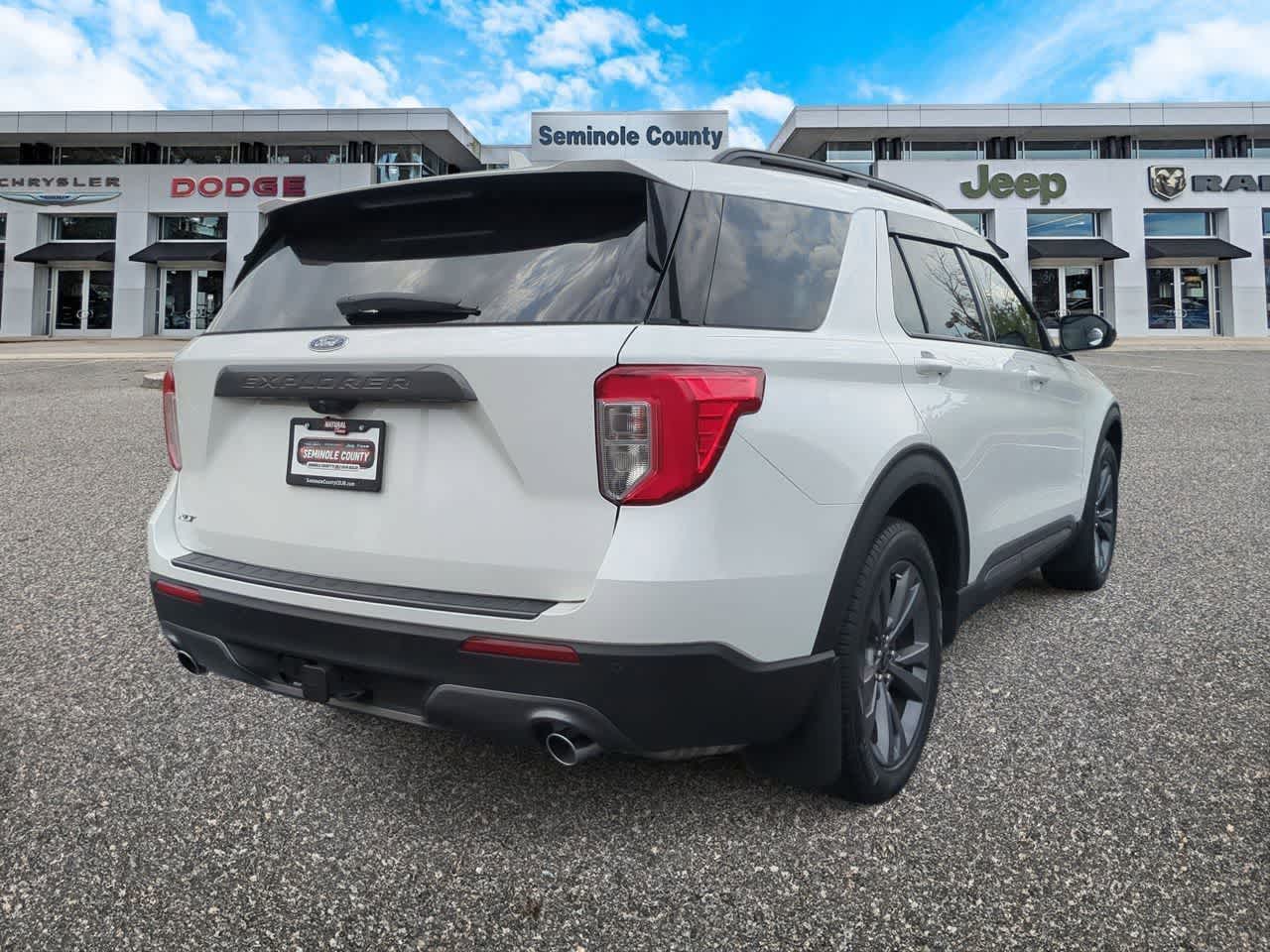 2023 Ford Explorer XLT