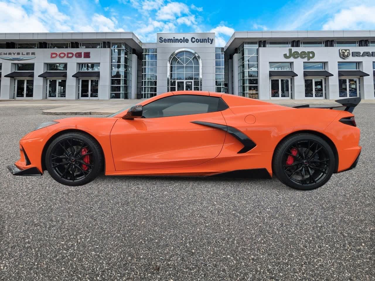 2024 Chevrolet Corvette Stingray RWD Convertible 2LT