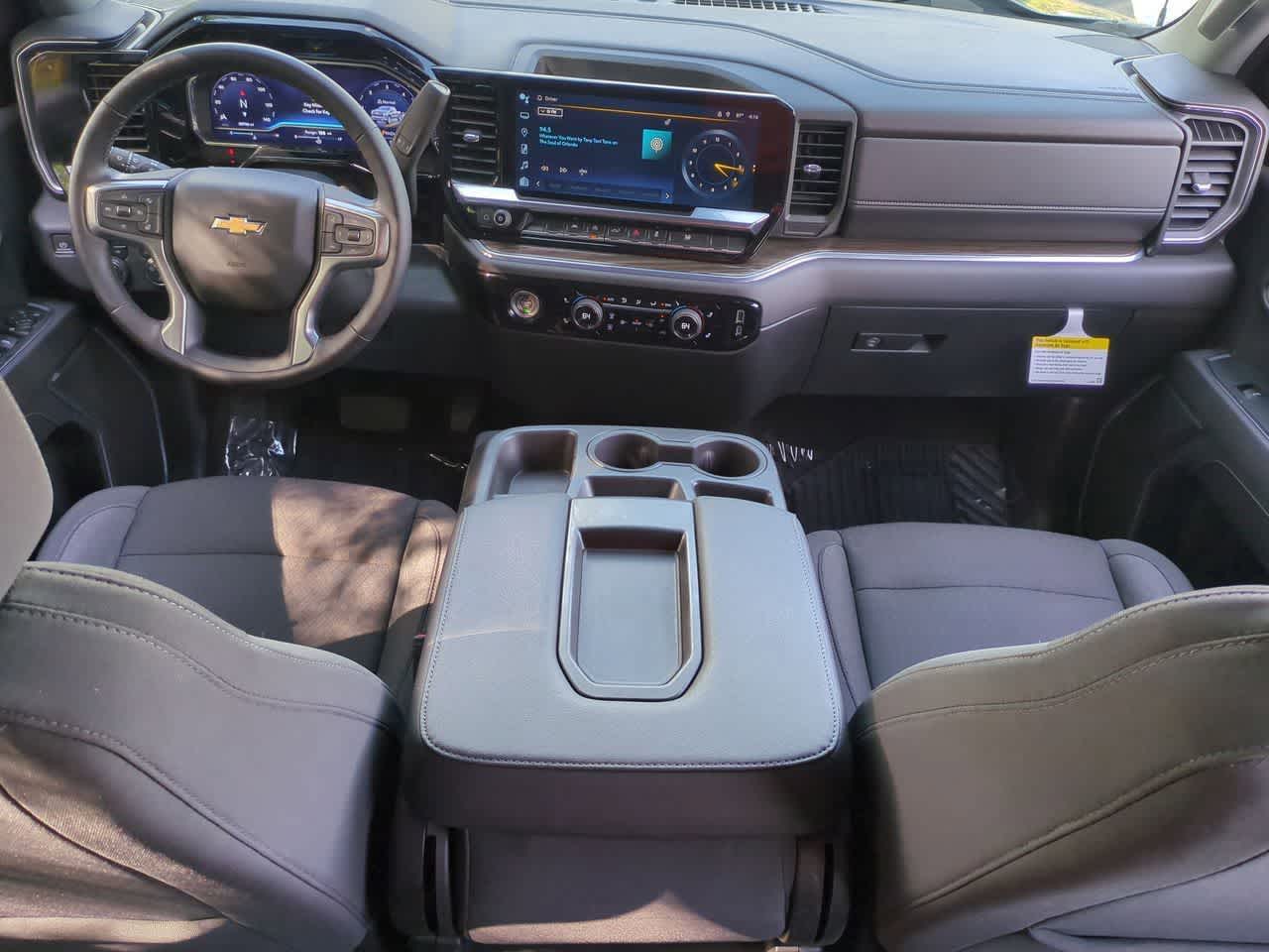 2024 Chevrolet Silverado 1500 4WD Crew Cab Short Bed LT with 2FL