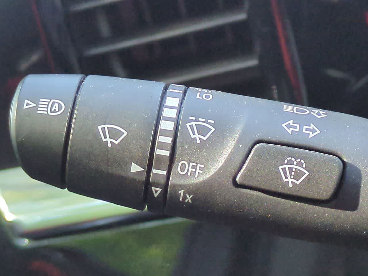 2024 Chevrolet Silverado 1500 4WD Crew Cab Short Bed LT with 2FL