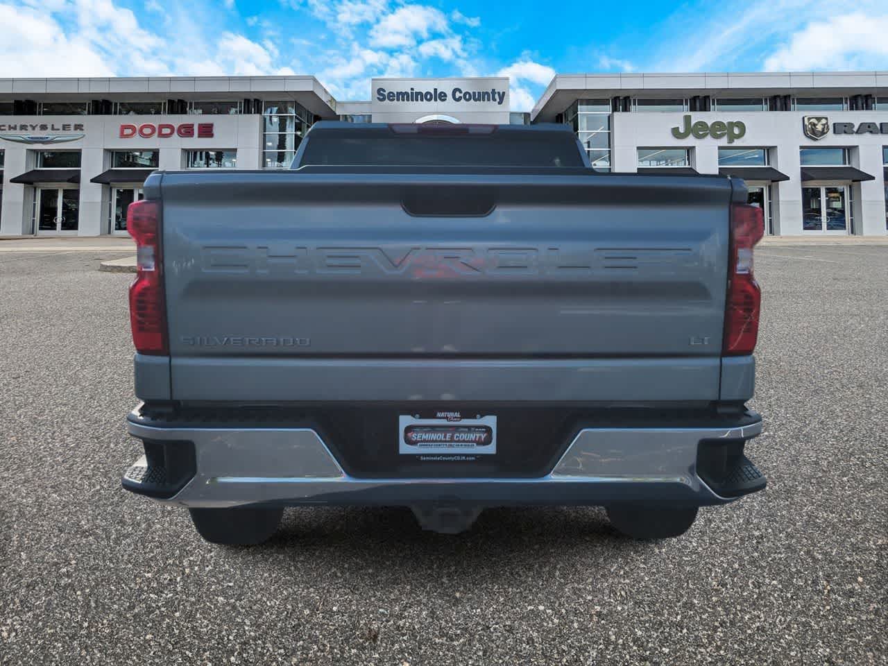 2024 Chevrolet Silverado 1500 4WD Crew Cab Short Bed LT with 2FL
