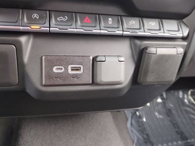 2022 Chevrolet Silverado 1500 LTD 2WD Crew Cab Short Bed Custom