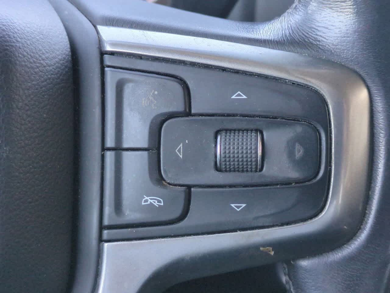 2021 Chevrolet Silverado 1500 4WD Crew Cab Short Bed RST