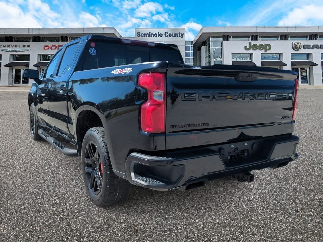 2021 Chevrolet Silverado 1500 4WD Crew Cab Short Bed RST