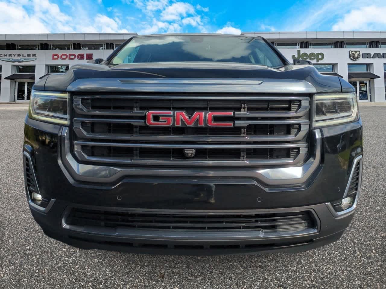 2023 GMC Acadia AWD AT4