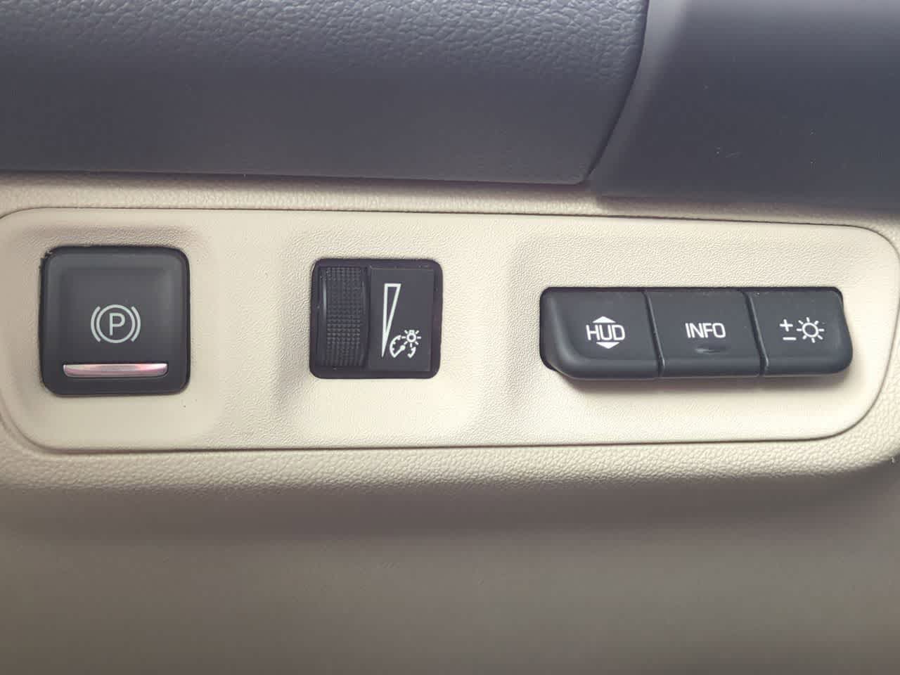 2022 GMC Acadia FWD Denali
