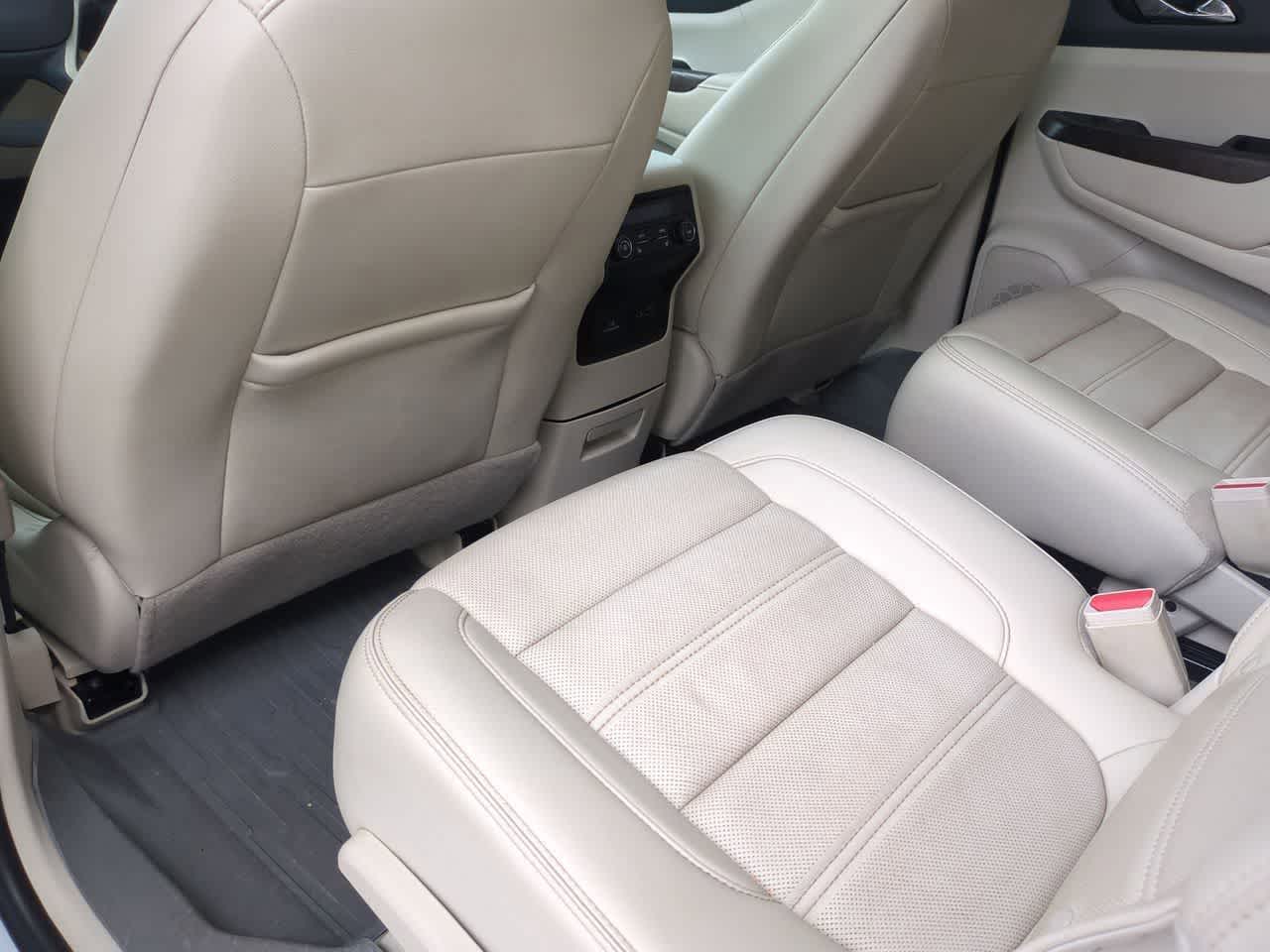 2022 GMC Acadia FWD Denali