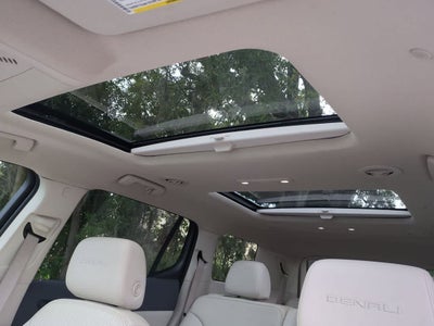 2022 GMC Acadia FWD Denali