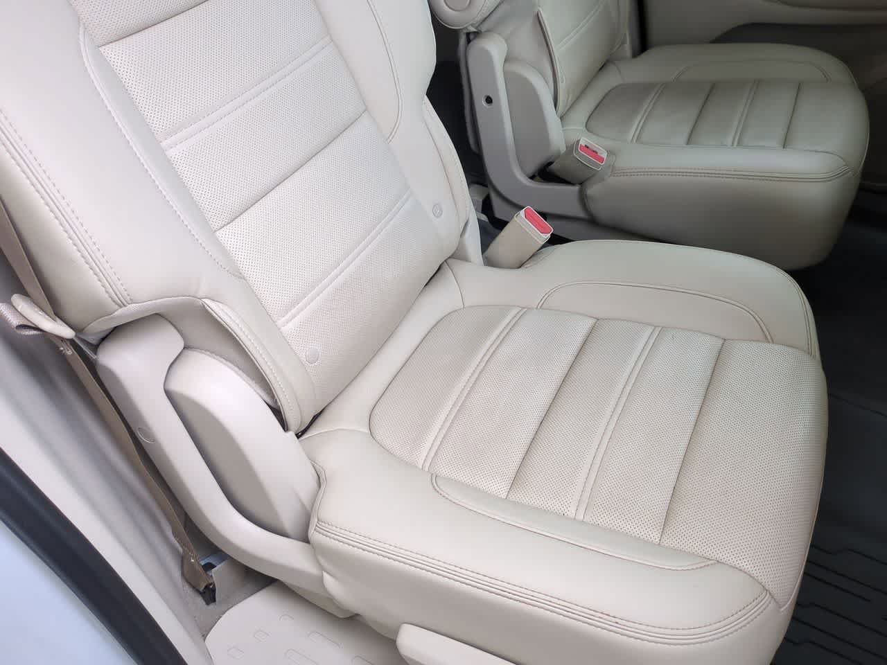 2022 GMC Acadia FWD Denali
