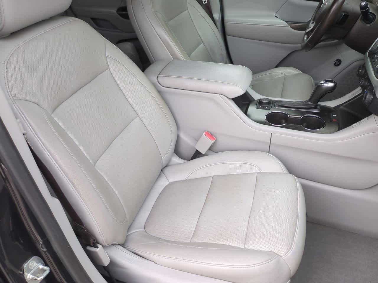 2017 GMC Acadia SLT-2