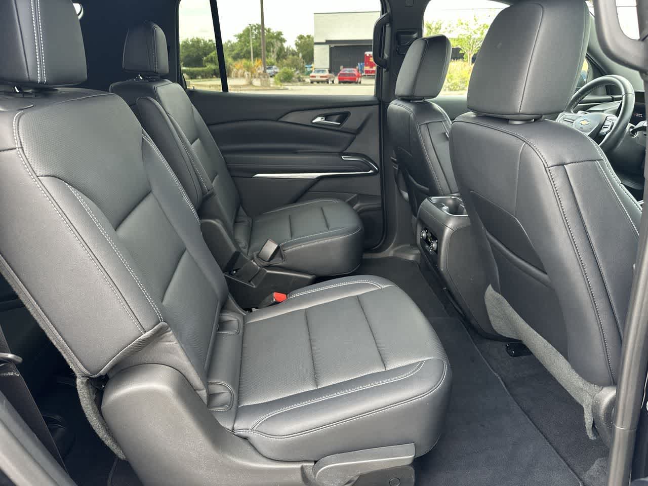 2026 Chevrolet Traverse FWD LT