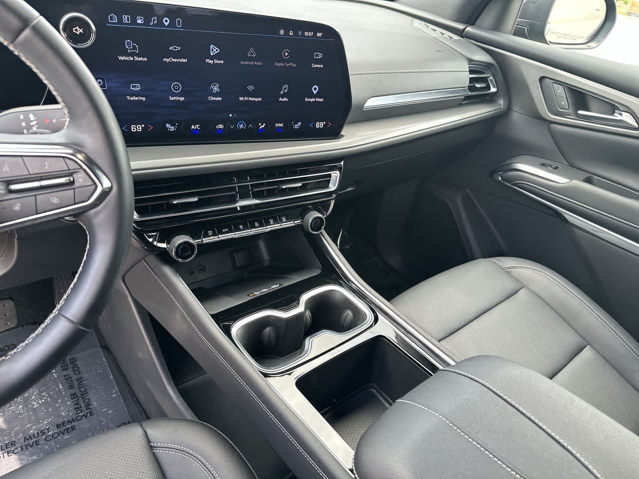 2026 Chevrolet Traverse FWD LT