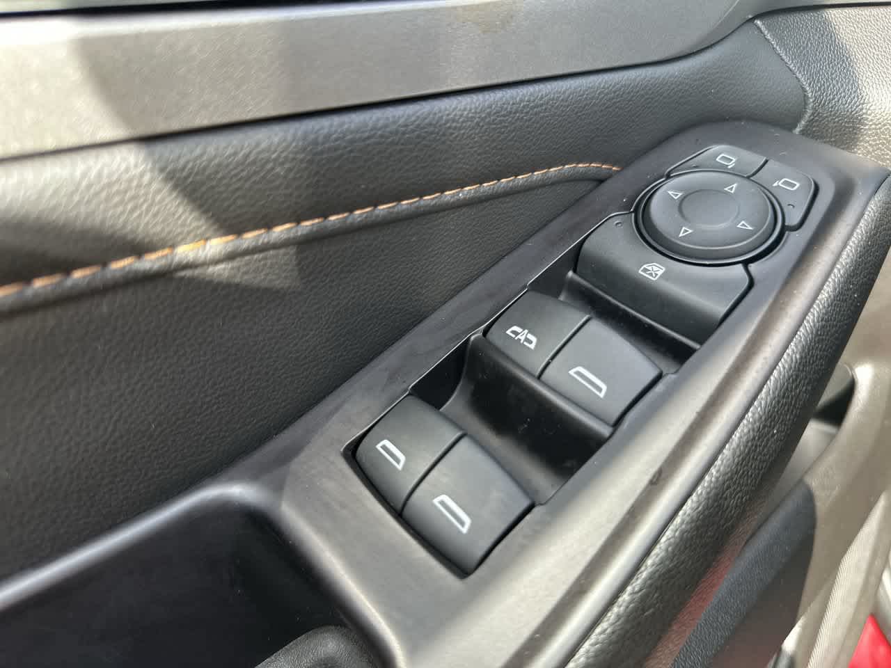 2020 Chevrolet Traverse FWD LT Leather