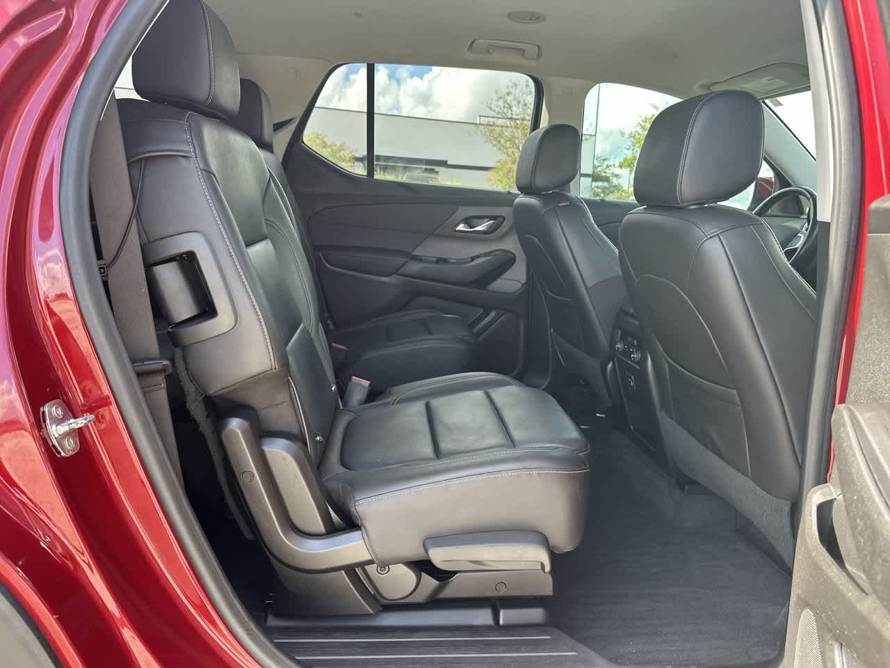 2020 Chevrolet Traverse FWD LT Leather