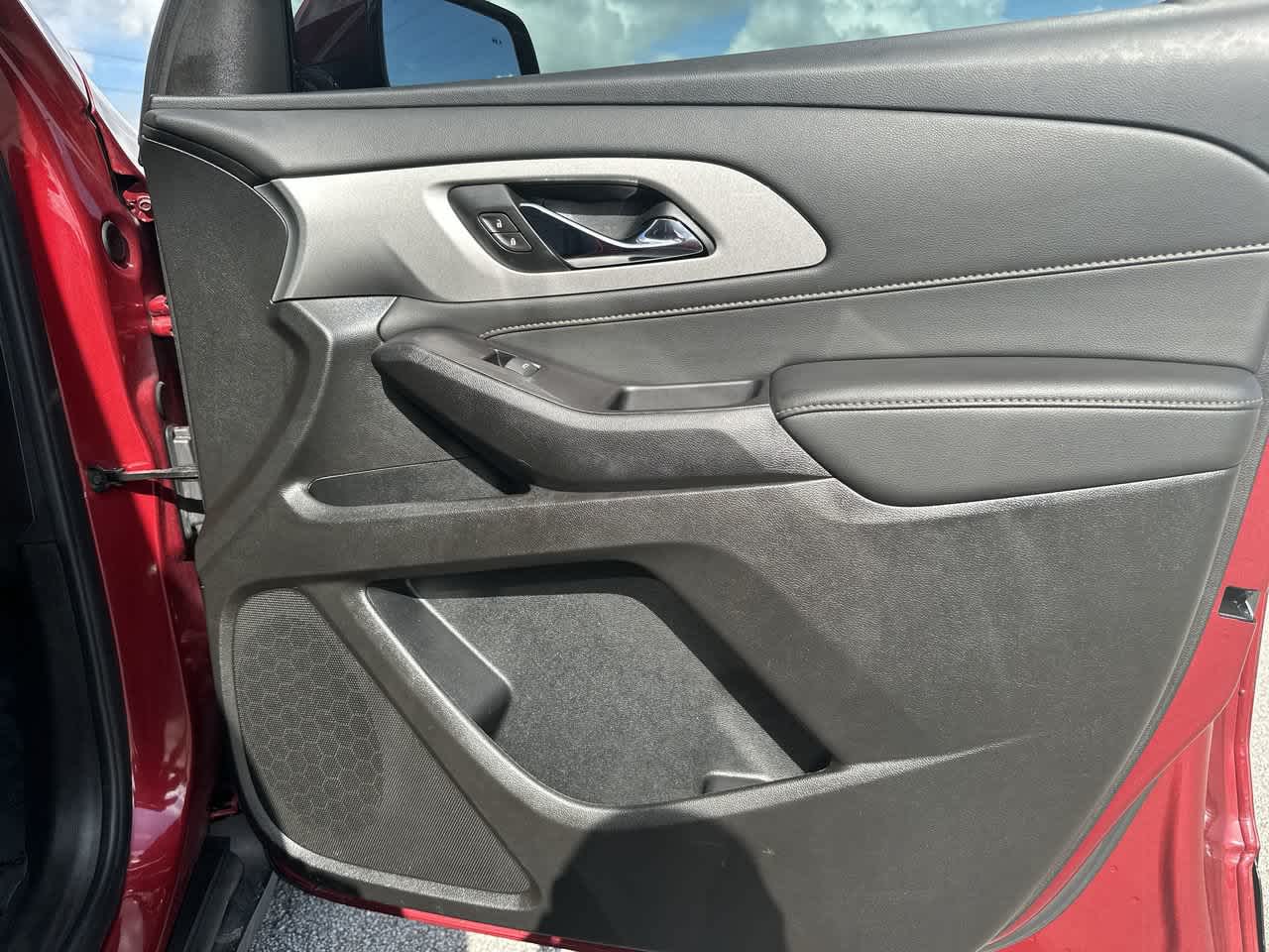 2020 Chevrolet Traverse FWD LT Leather