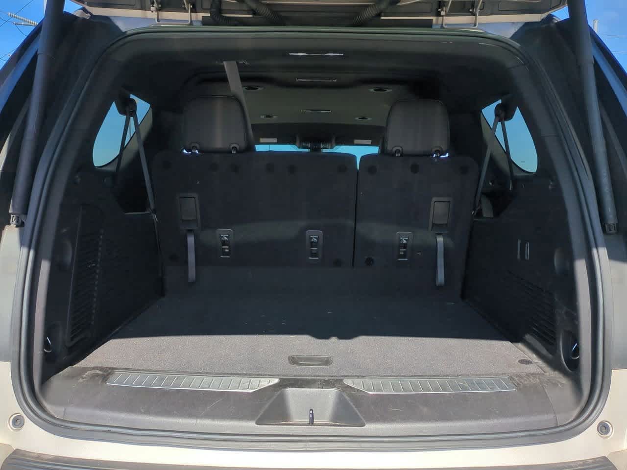 2021 Chevrolet Suburban 2WD RST