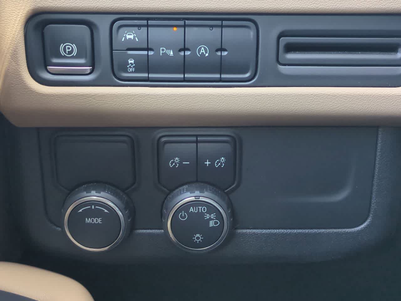 2024 Chevrolet Suburban 2WD Premier
