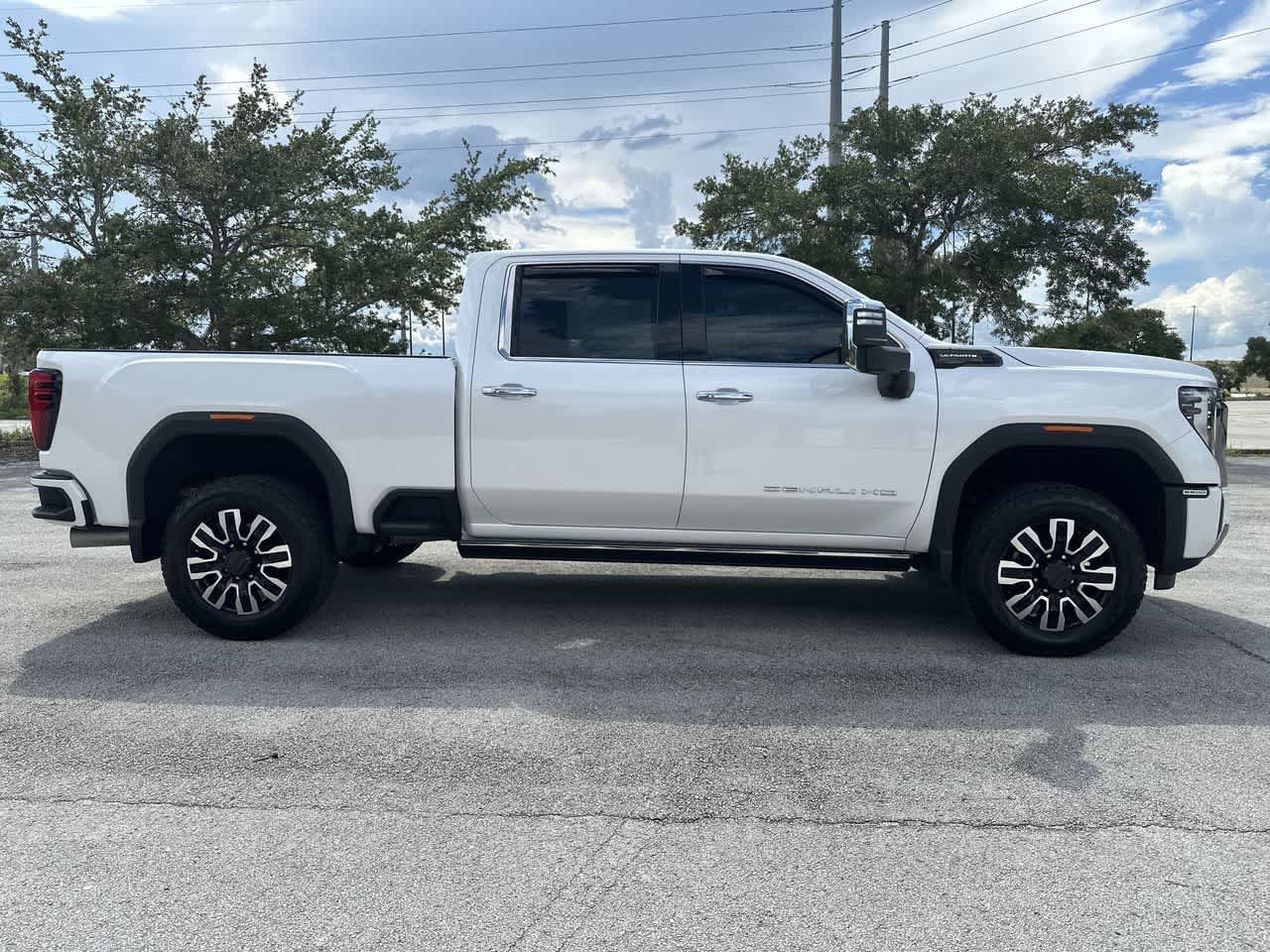 2024 GMC Sierra 2500HD 4WD Crew Cab Standard Bed Denali Ultimate