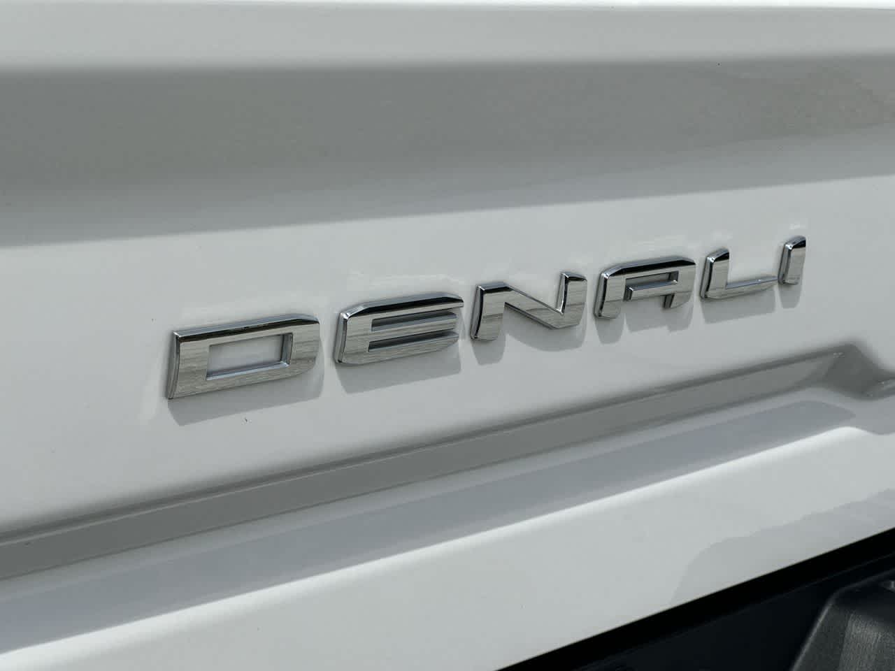 2024 GMC Sierra 2500HD 4WD Crew Cab Standard Bed Denali Ultimate