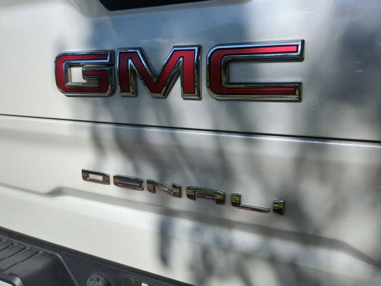 2021 GMC Sierra 1500 4WD Crew Cab Short Box Denali