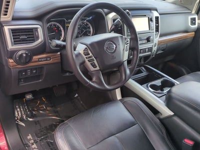 2018 Nissan TITAN SL
