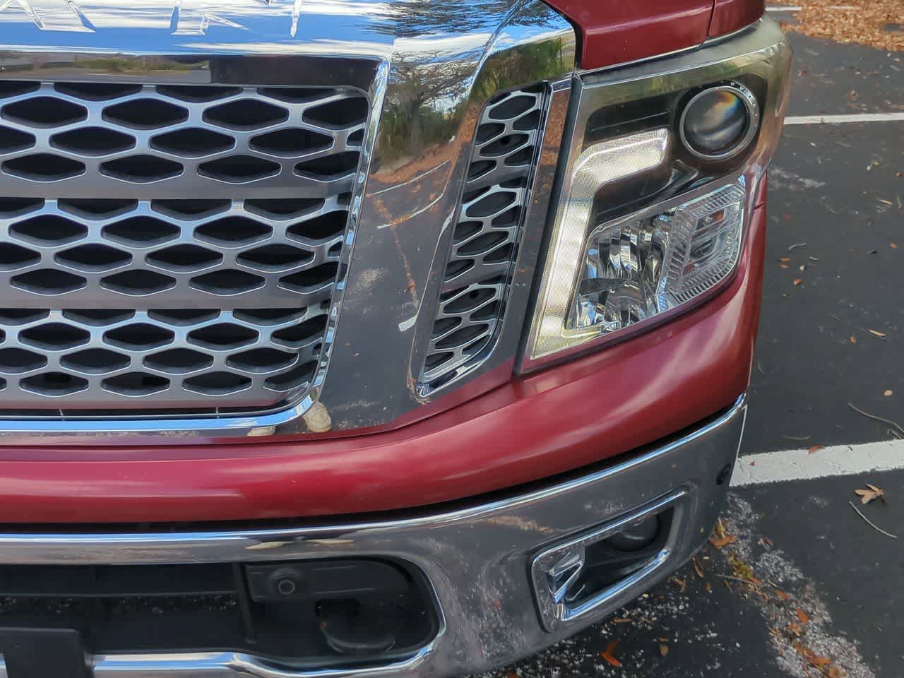 2018 Nissan TITAN SL