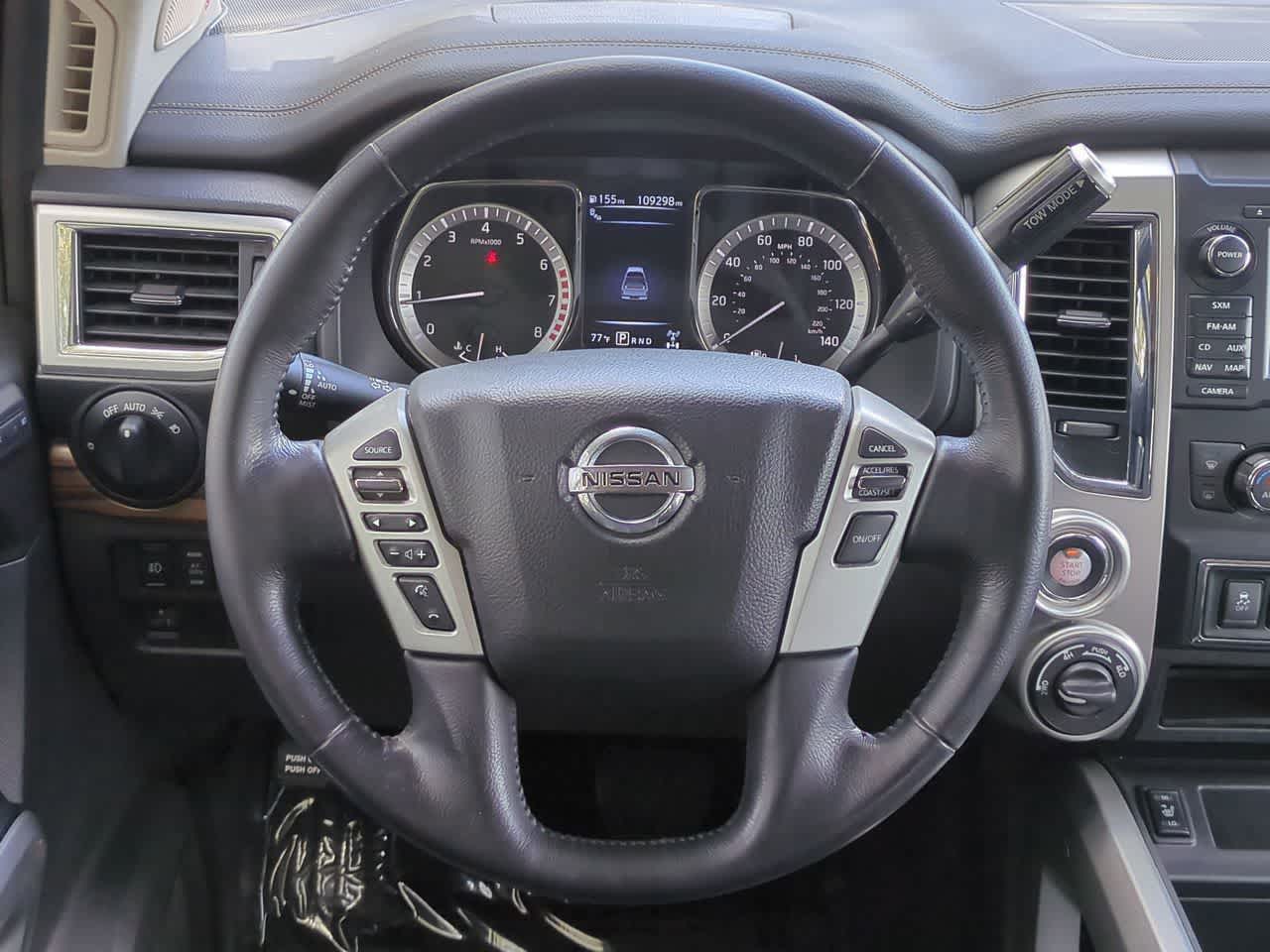 2018 Nissan TITAN SL