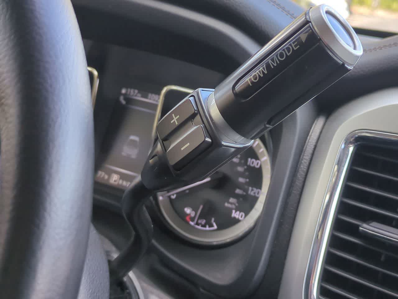 2018 Nissan TITAN SL