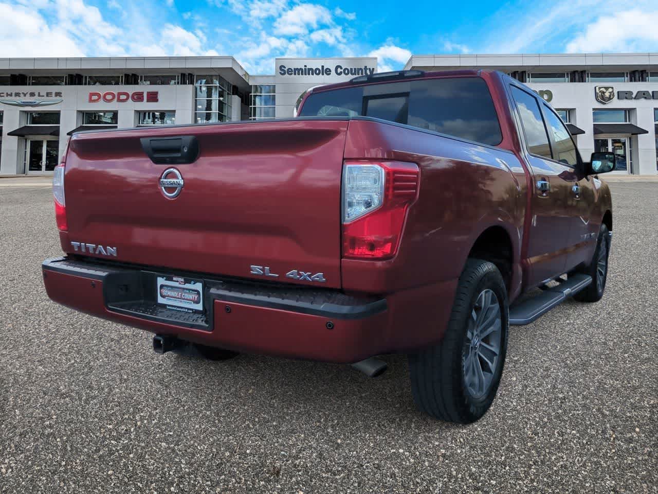 2018 Nissan TITAN SL