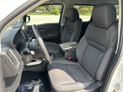 2023 Nissan Frontier Crew Cab SV 4x2
