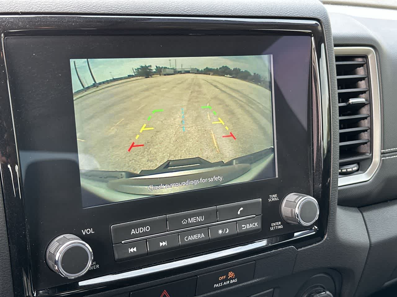 2023 Nissan Frontier Crew Cab SV 4x2