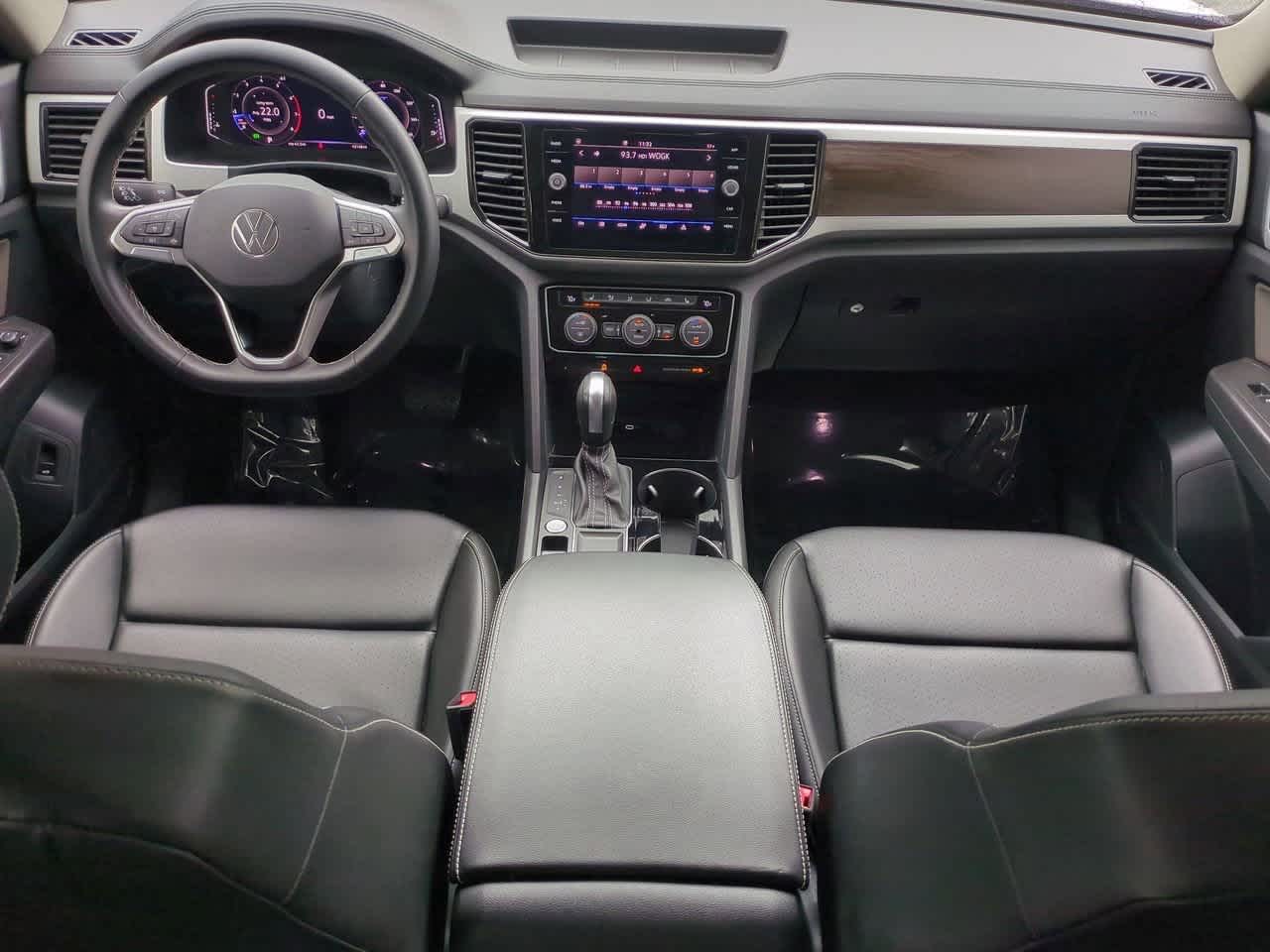 2023 Volkswagen Atlas 2.0T SE w/Technology