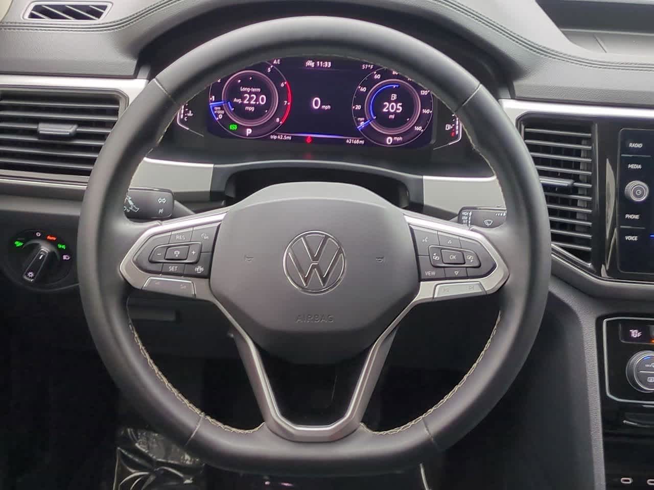 2023 Volkswagen Atlas 2.0T SE w/Technology