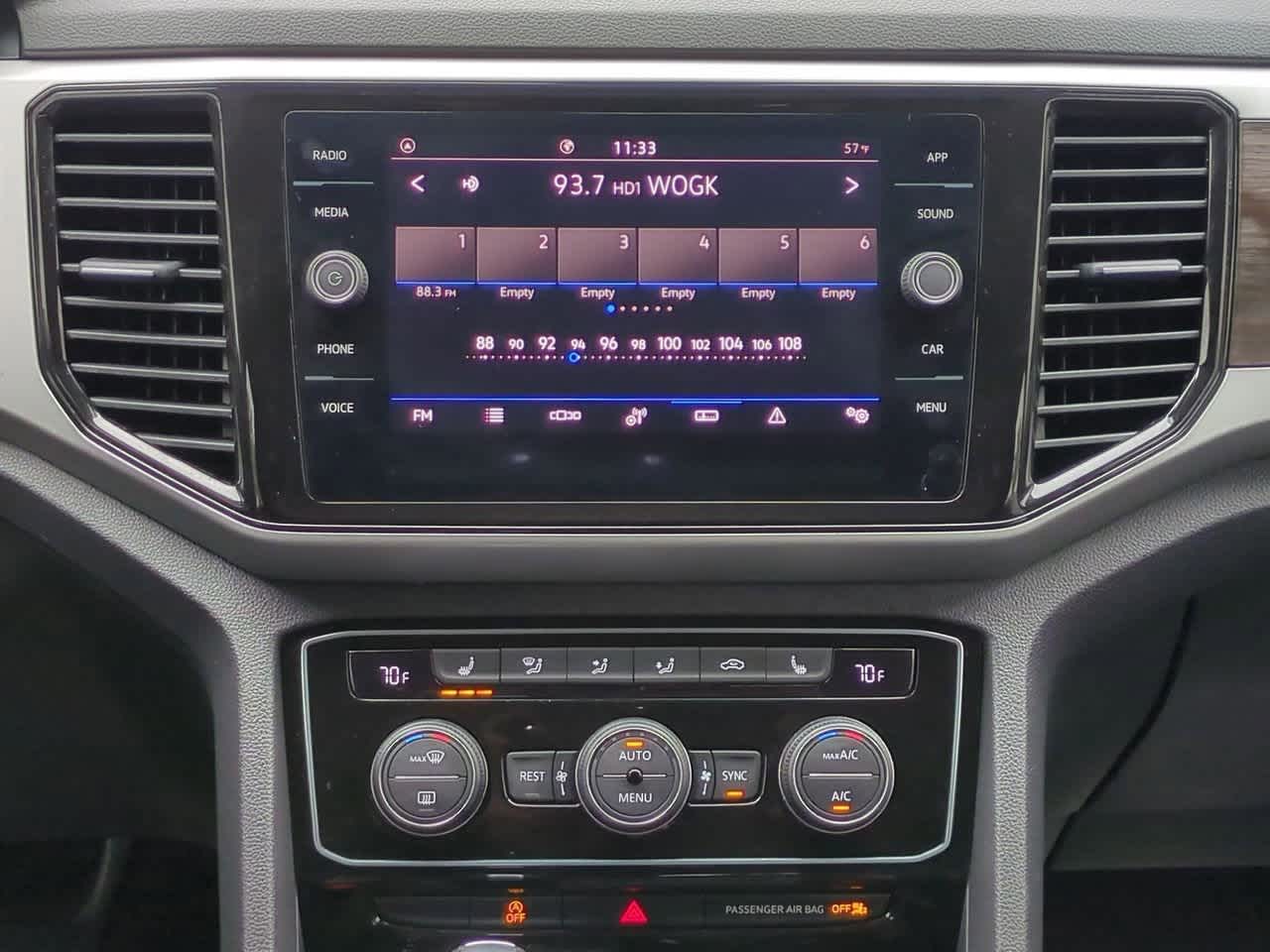 2023 Volkswagen Atlas 2.0T SE w/Technology