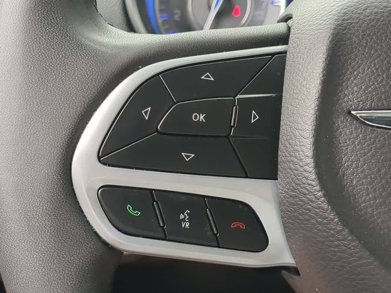 2023 Chrysler 300 Touring