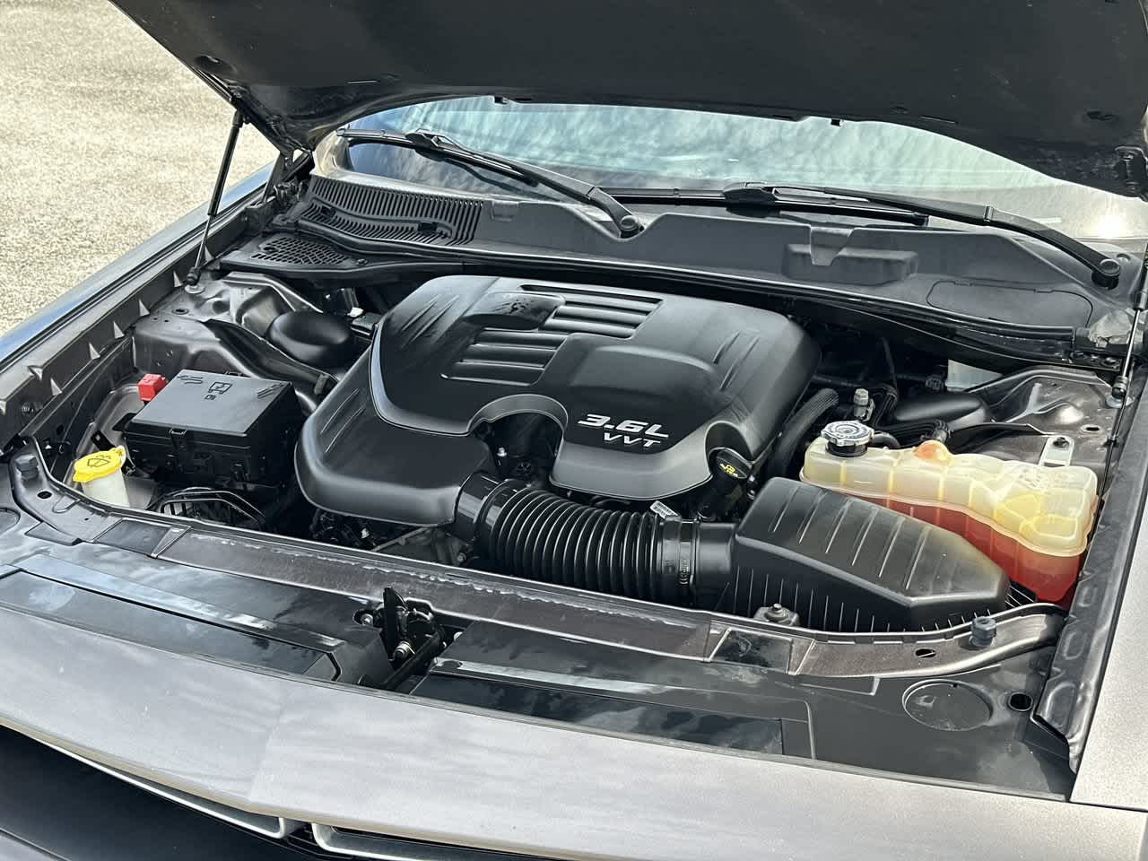 2020 Dodge Challenger SXT
