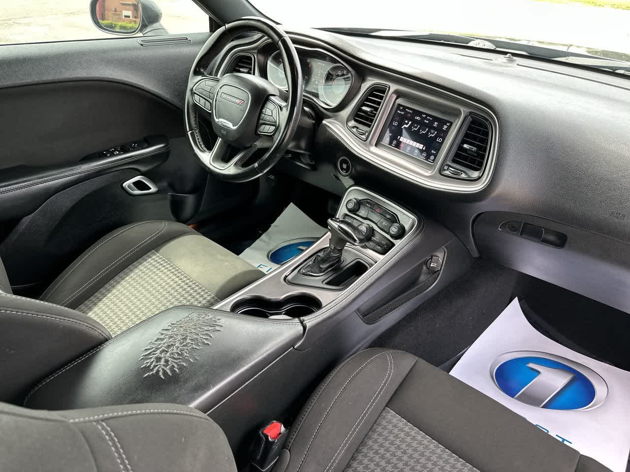2020 Dodge Challenger SXT