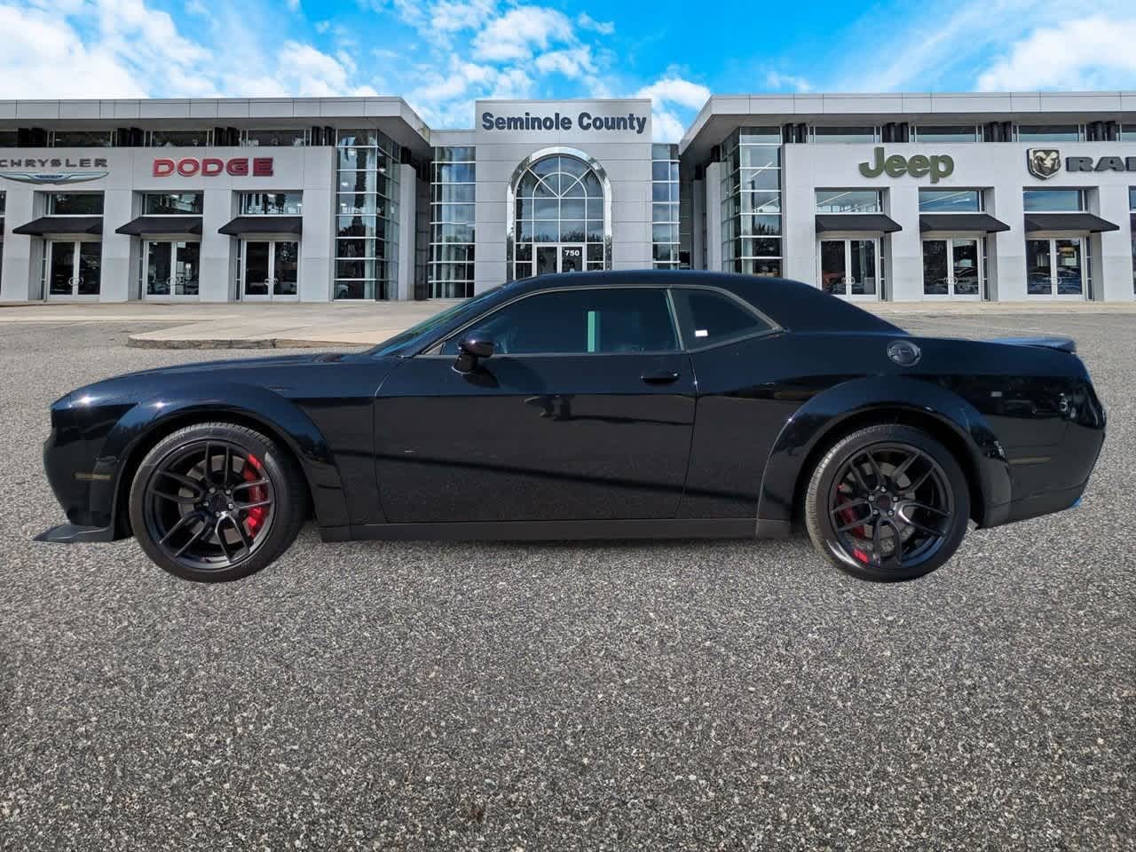 2022 Dodge Challenger R/T Scat Pack Widebody