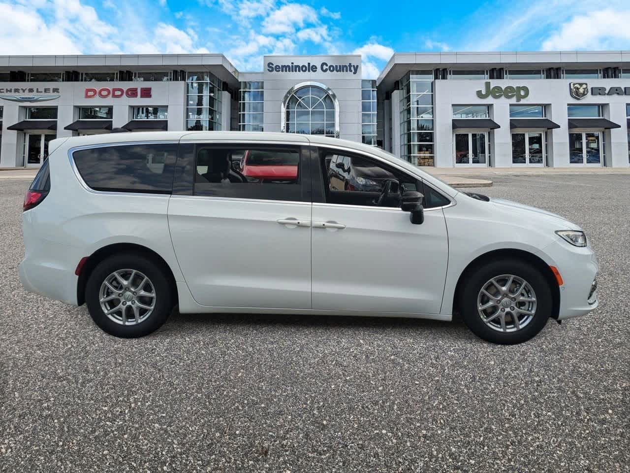 2026 Chrysler Pacifica PACIFICA SELECT