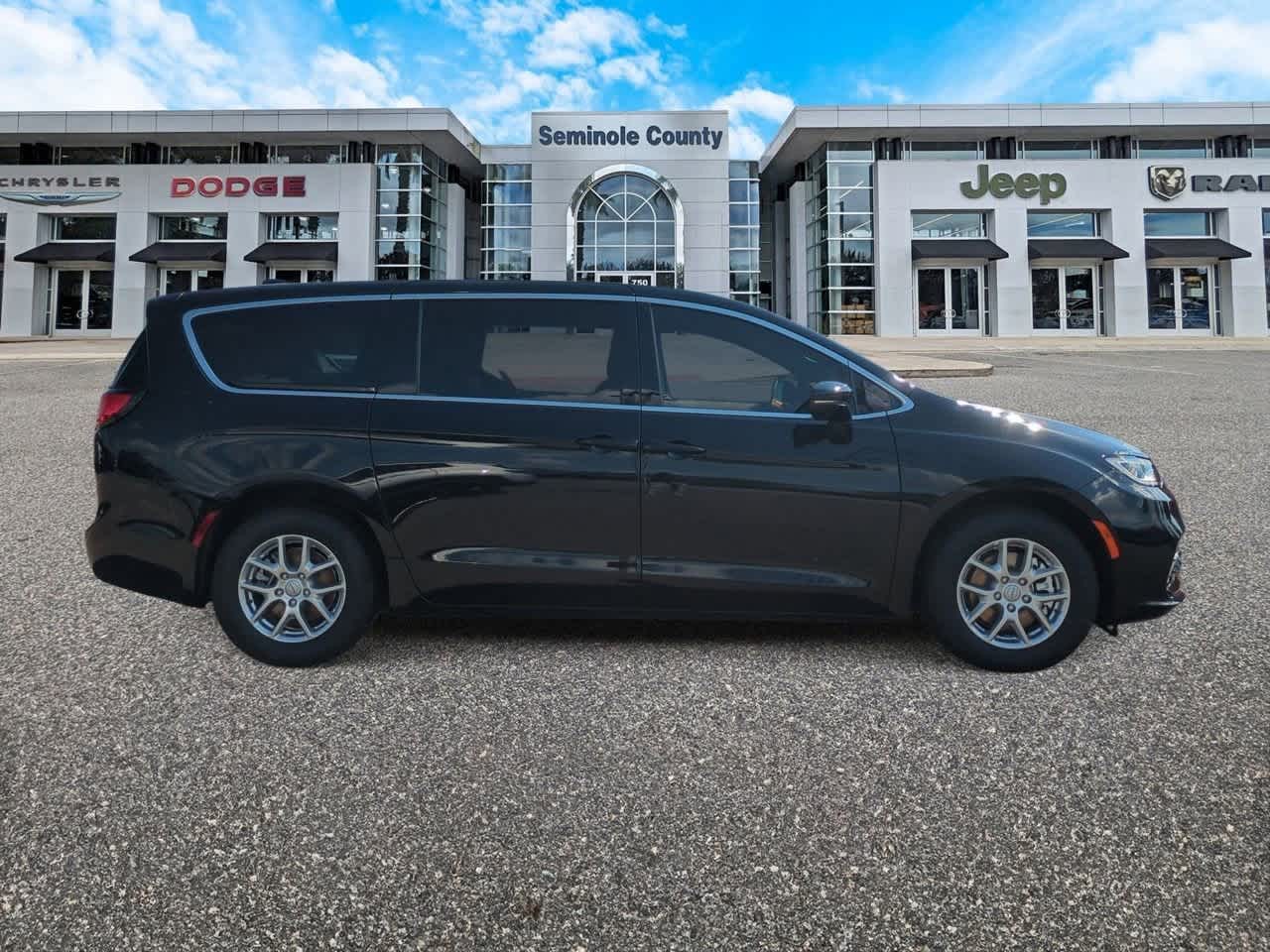 2026 Chrysler Pacifica PACIFICA SELECT