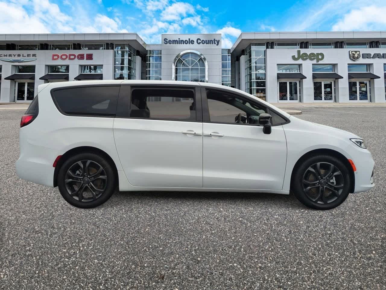 2026 Chrysler Pacifica PACIFICA SELECT