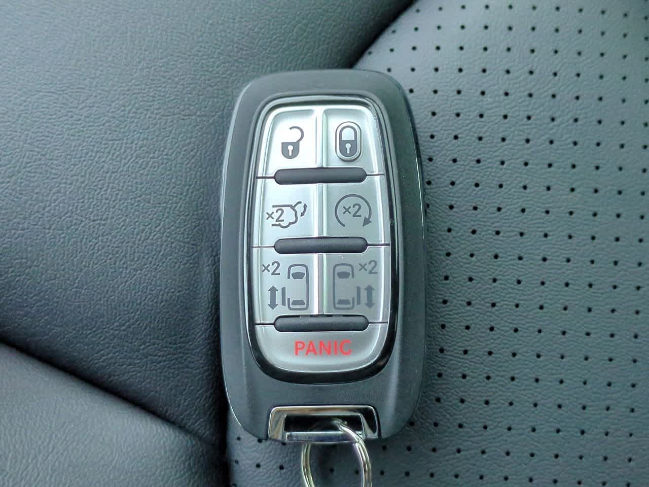 2026 Chrysler Pacifica PACIFICA SELECT