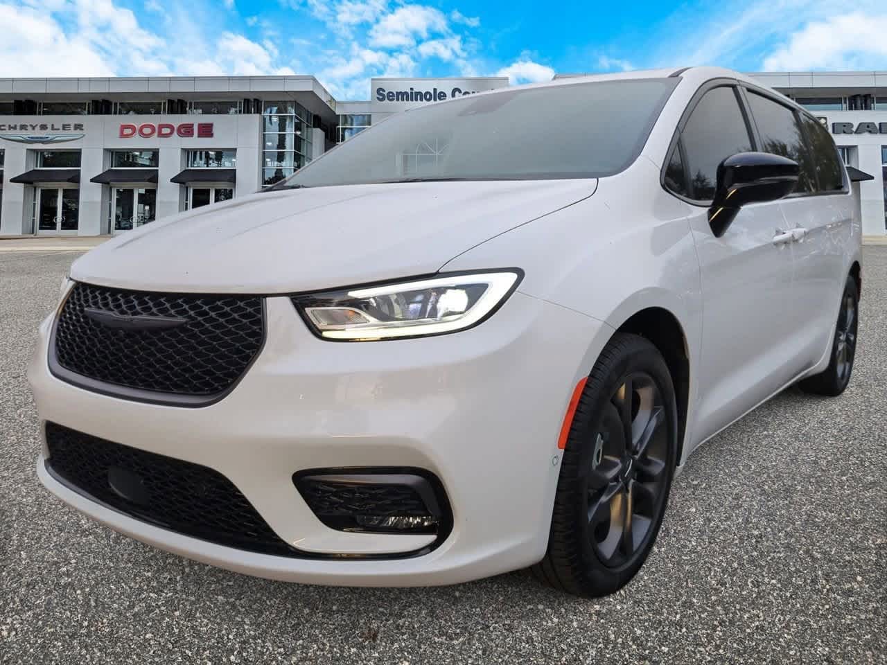 2026 Chrysler Pacifica PACIFICA SELECT