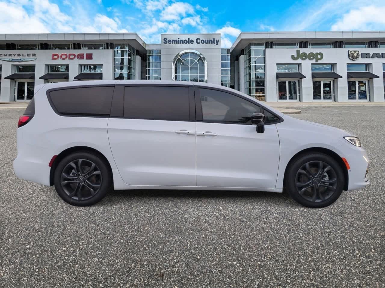 2026 Chrysler Pacifica PACIFICA SELECT