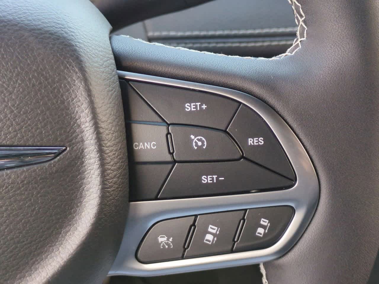 2026 Chrysler Pacifica PACIFICA SELECT