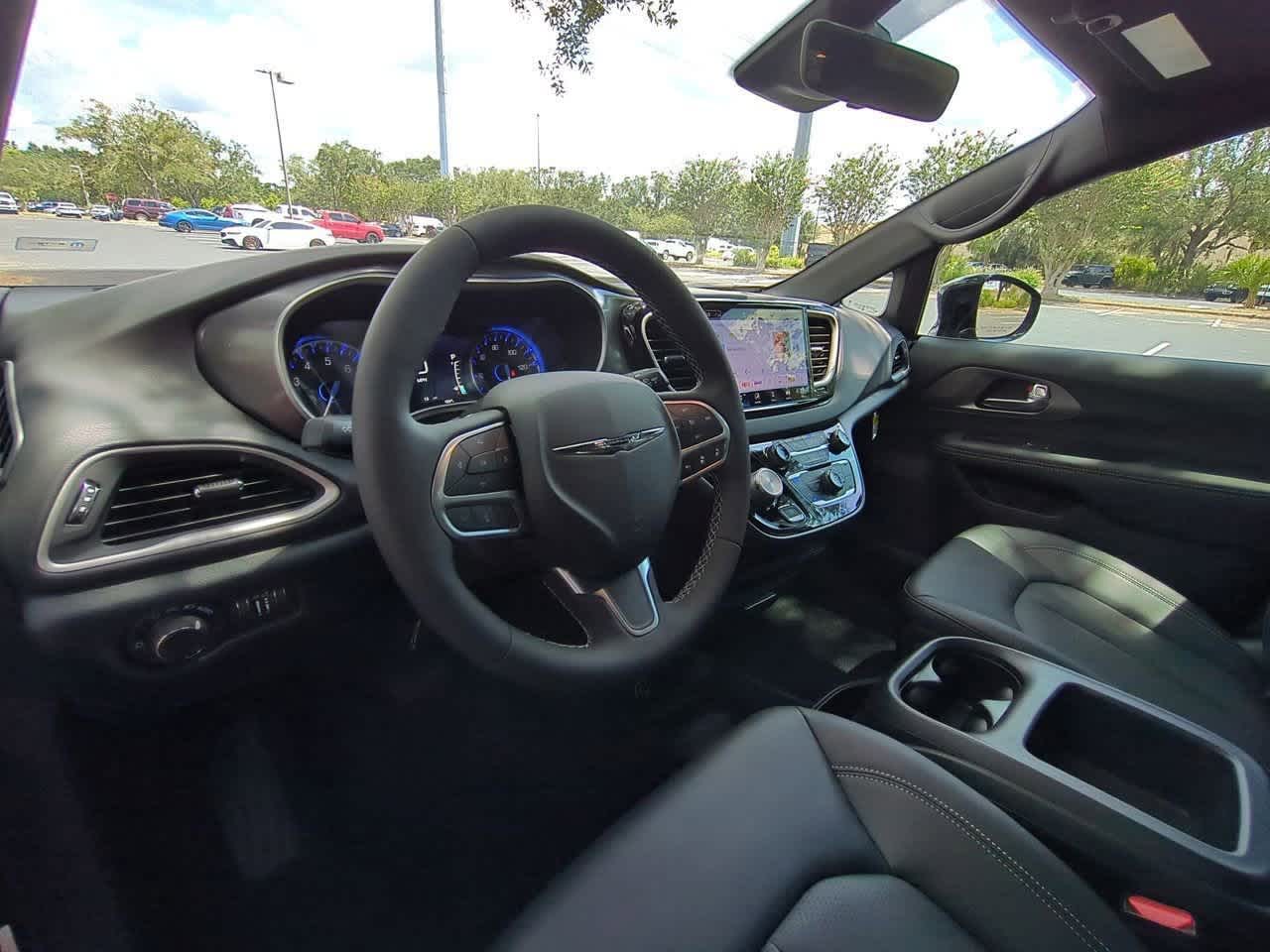 2026 Chrysler Voyager VOYAGER LX