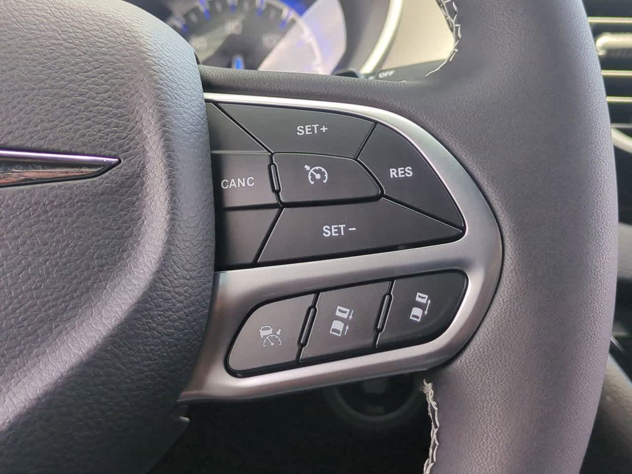 2026 Chrysler Voyager VOYAGER LX